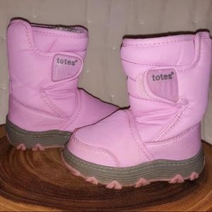 Toddler Snow Boots Totes Boots Size 6